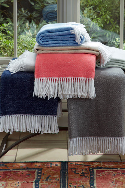 Coral Pezzo Throw