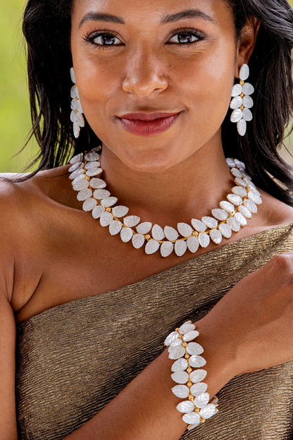 Mermaid Garden Vine Bracelet, 7" - MOP