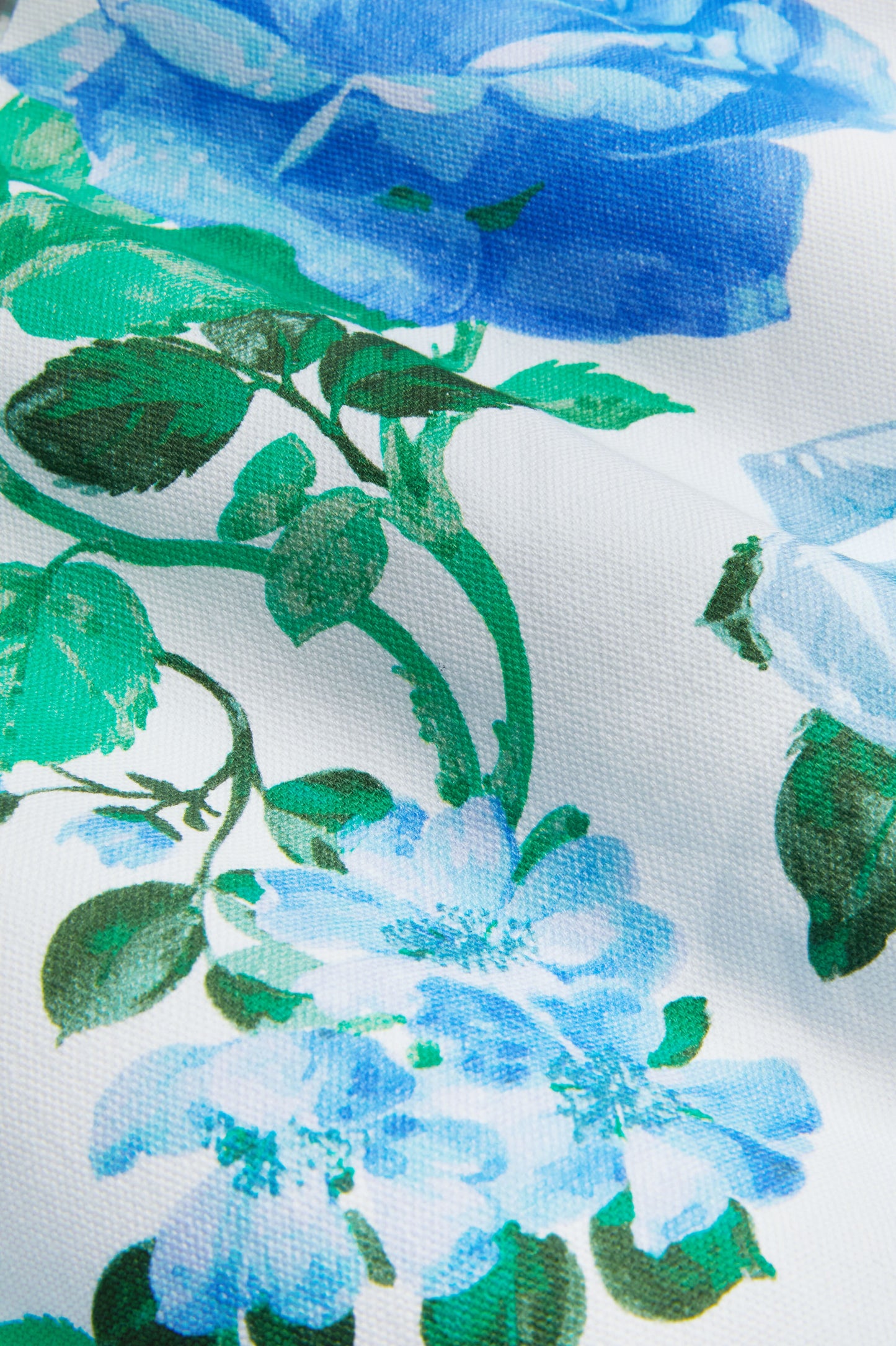 Cerulean Garden Round Tablecloth