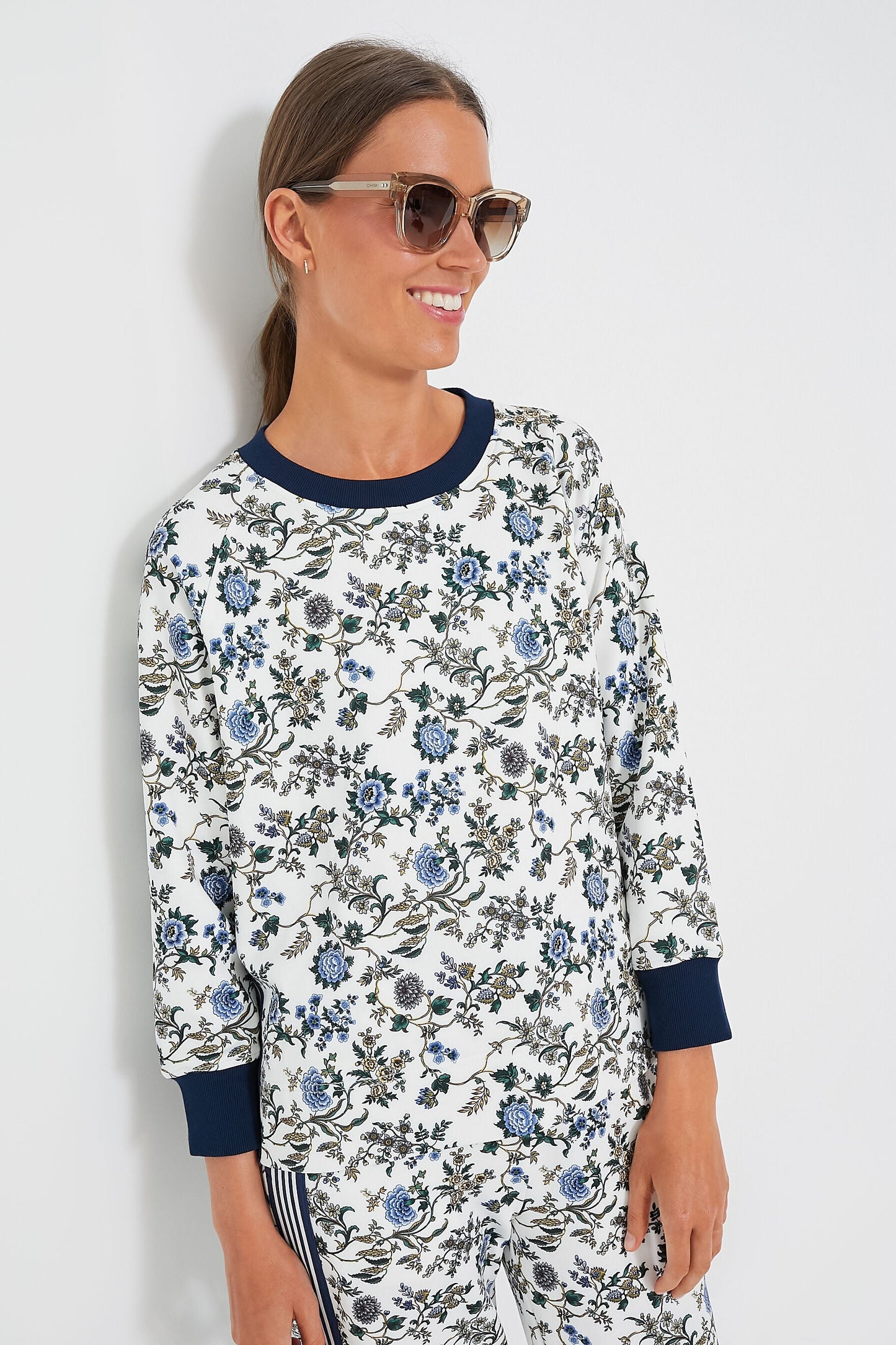 White Wildflower Maggie Pullover