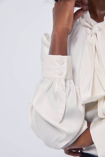 Ivory Dunmore Blouse