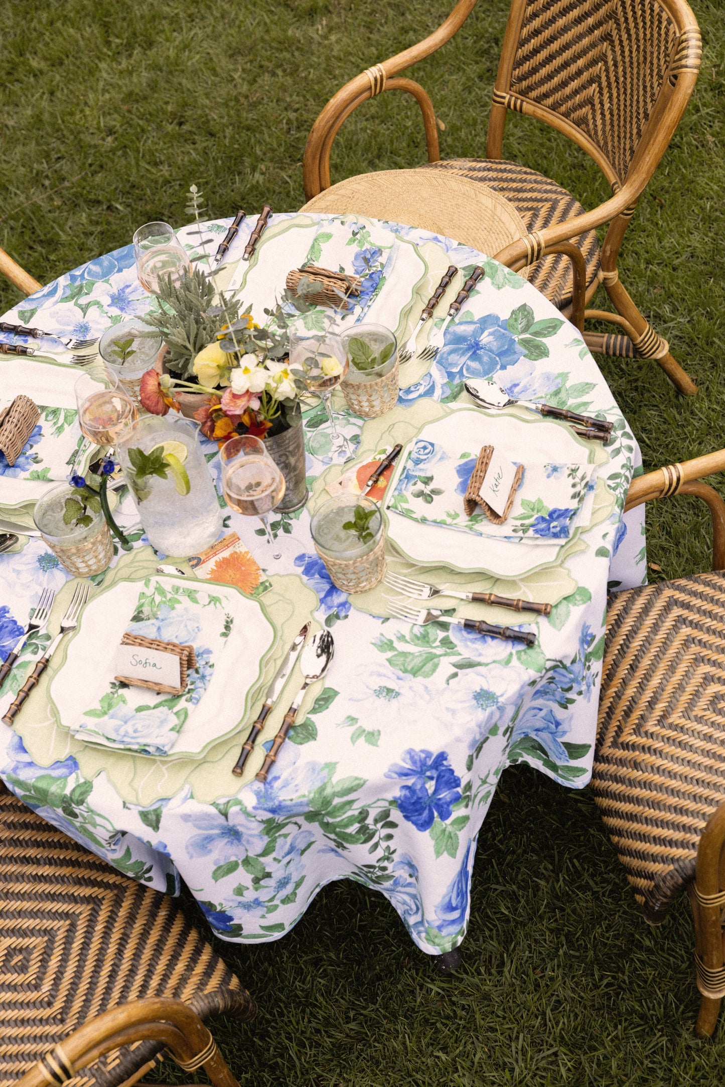 Cerulean Garden Round Tablecloth