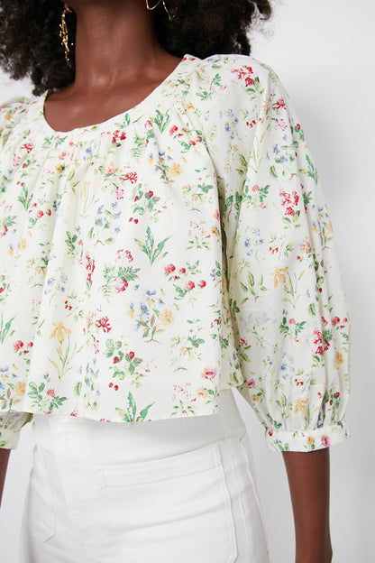 Pastel Bouquet Floral Crop Ruthie Blouse