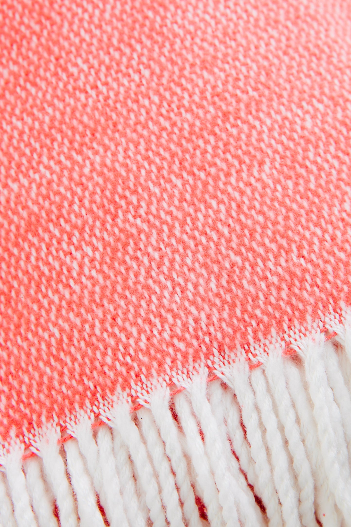 Coral Pezzo Throw